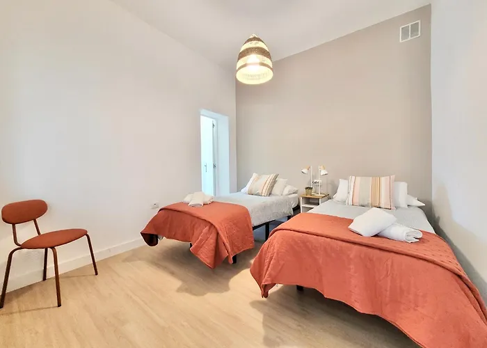 Palm Street Apartment